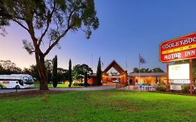 Tooleybuc Club Motor Inn